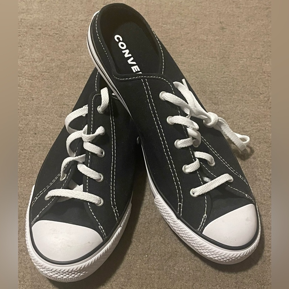 Women’s Converse Shoes